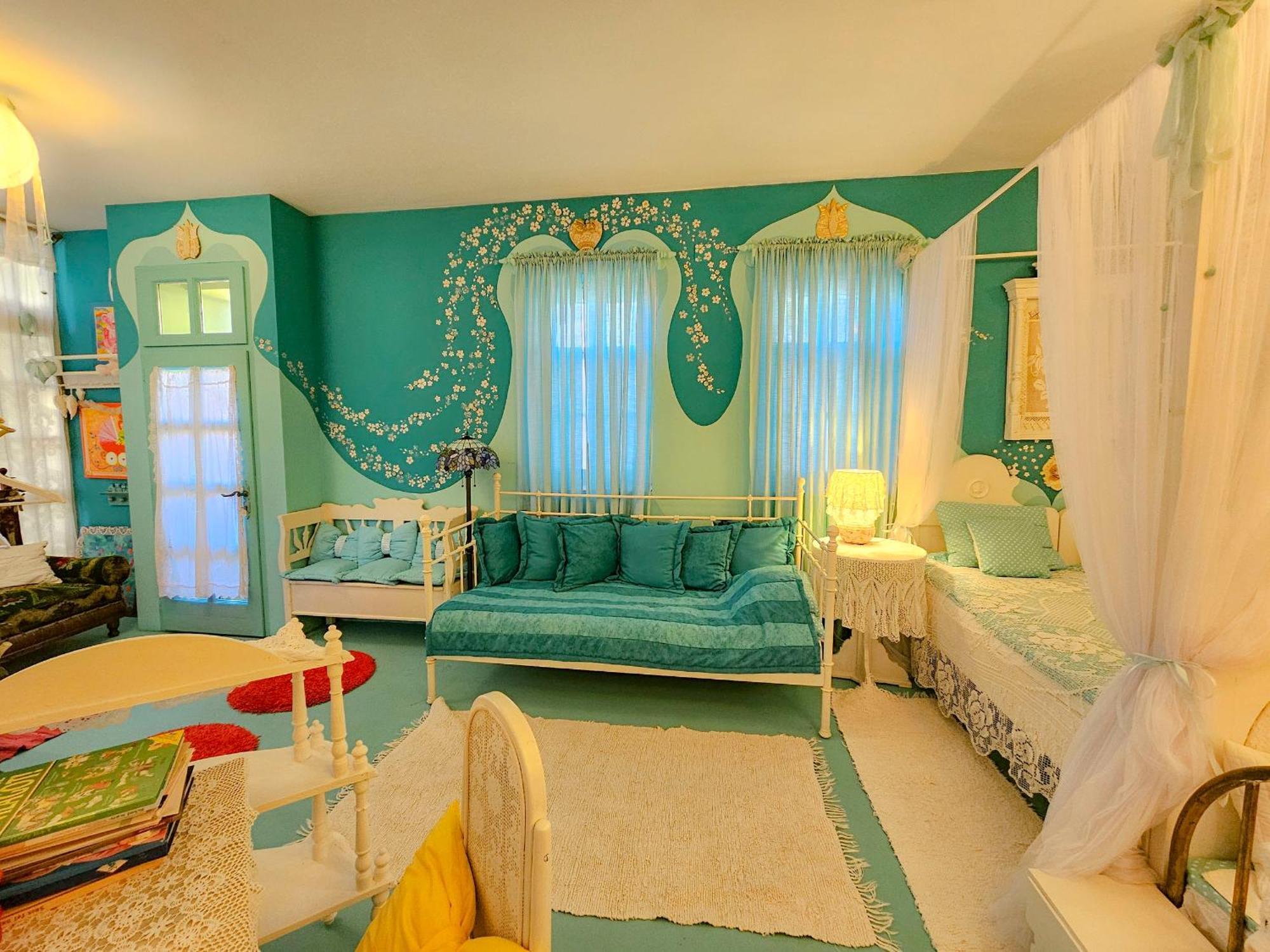 ホテル Feher Tulipan Apartman デブレツェン エクステリア 写真
